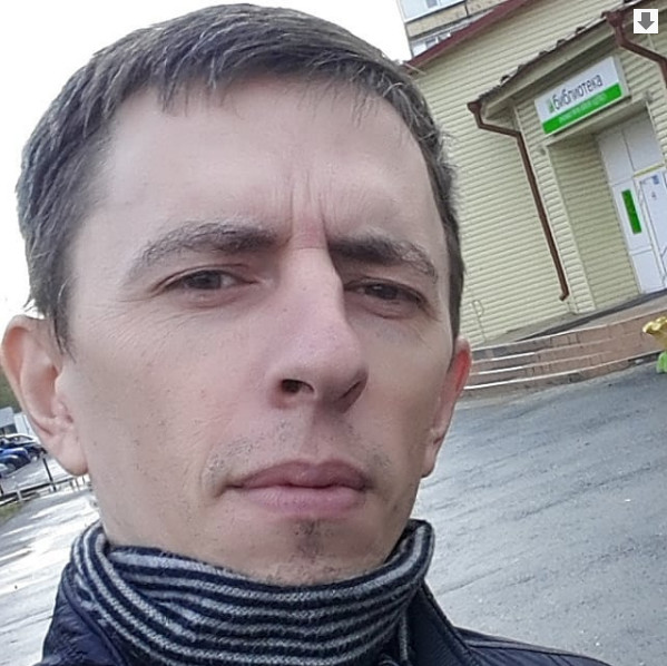 копирайтер тюмень. девушка фрилансер. копирайтер тюмень. ноутбук работа. копирайтер тюмень.