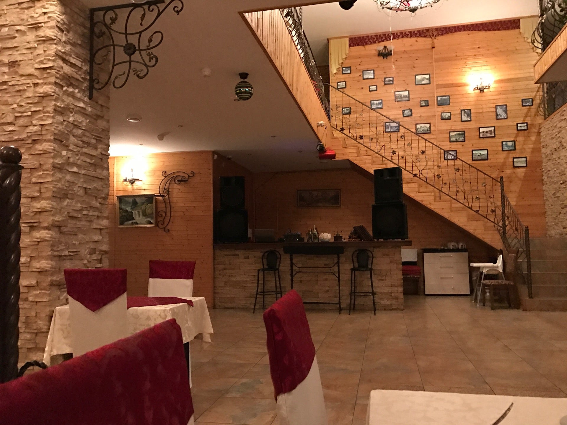 кафе старый город на загребском. старый город на загребском 21. кафе старый город сайт. кафе старый город сайт. купца ефремова 6 чебоксары.