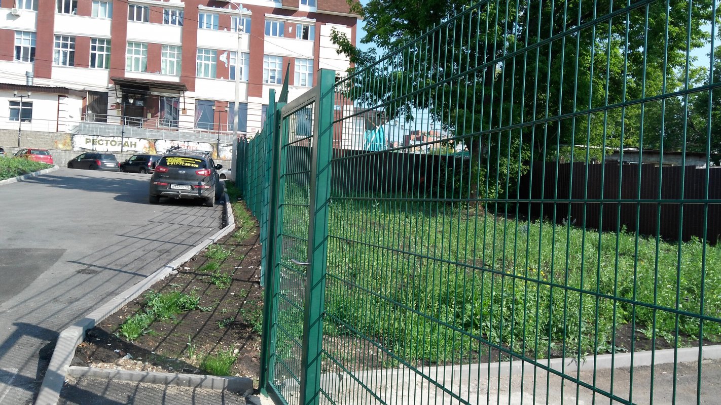 ограждения уфа. сварной забор. штакетник на рабицу. заводы по 3д заборам в иркутске. забор с ковкой высокий зай тэк.
