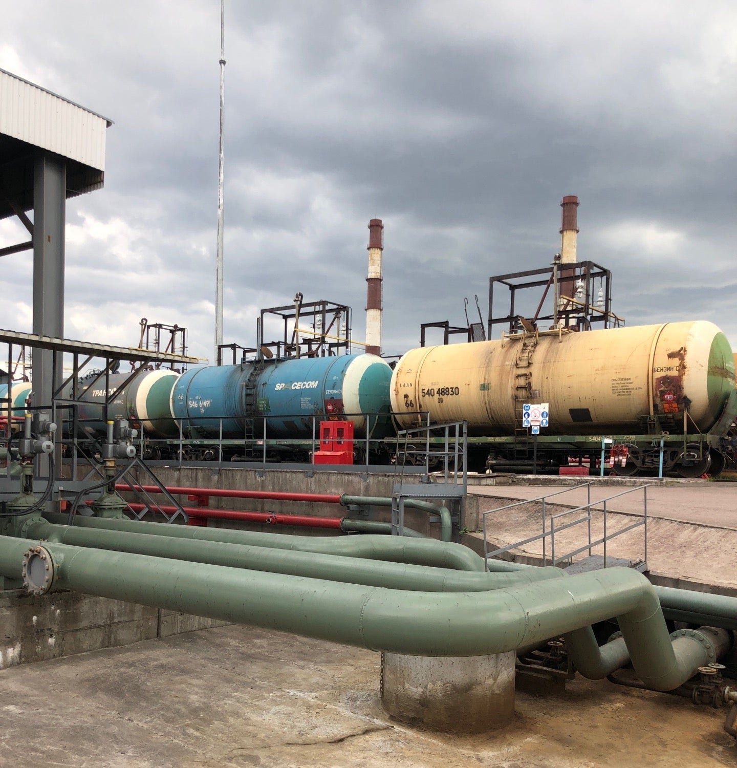 резервуарный парк нефтебазы ручьи. нефтебаза серпухов. нефтебаза расположение рвс. шамбала нефтебаза. нефтебаза ручьи роснефть.