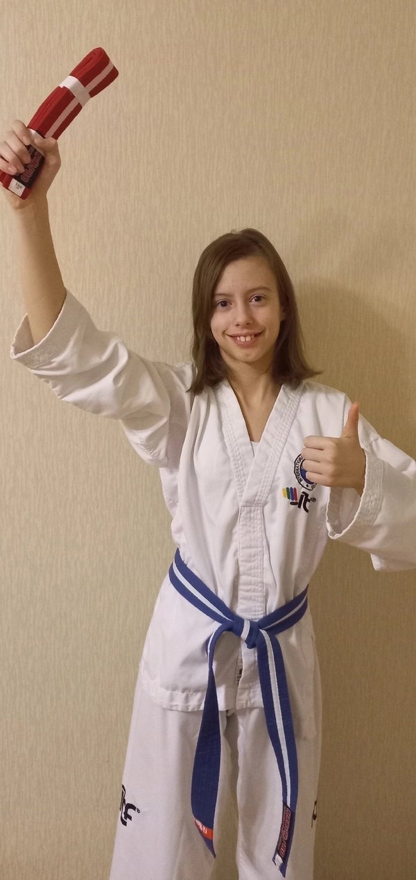 Taekwondo красный пояс