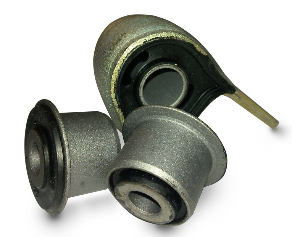 сайлент блок 14x82. шарнир передней подвески ваз 2110. нива 2123 сайлентблоки передних рычагов. сайлентблок заднего амортизатора ваз 2106. шарнир нижнего рычага 2108.