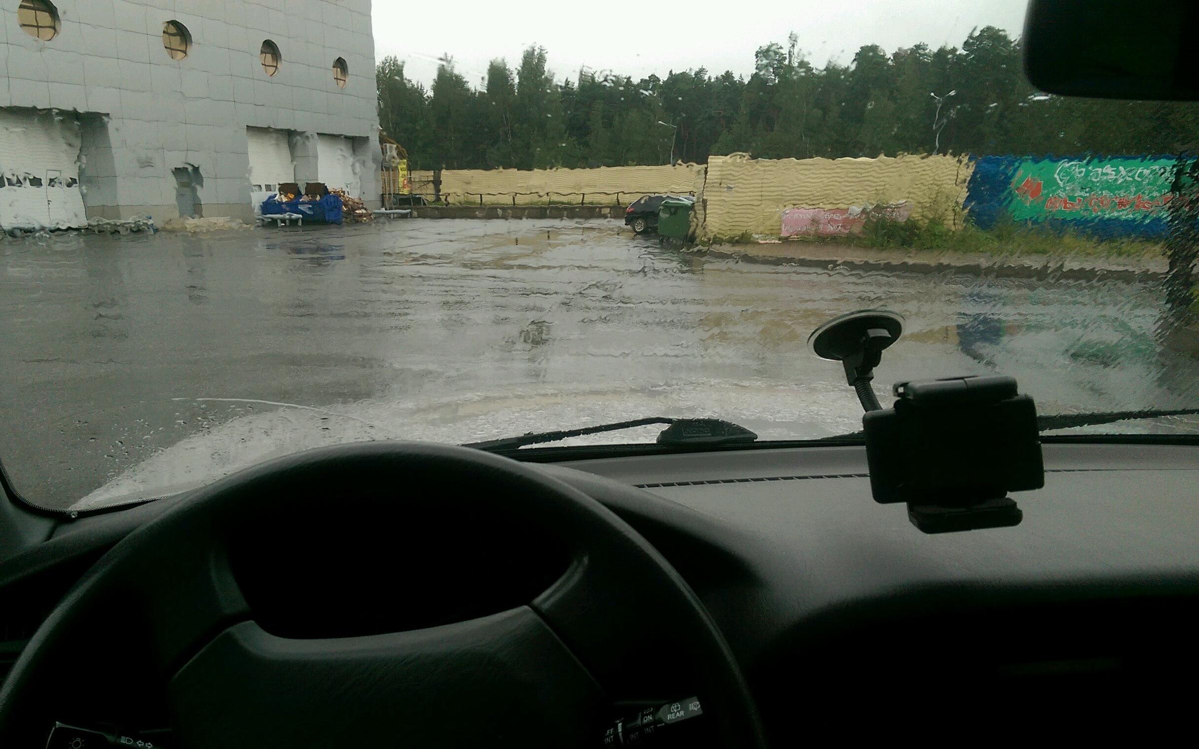 Галактика, торгово-развлекательный центр на Солнечной улице в Сосновом ...