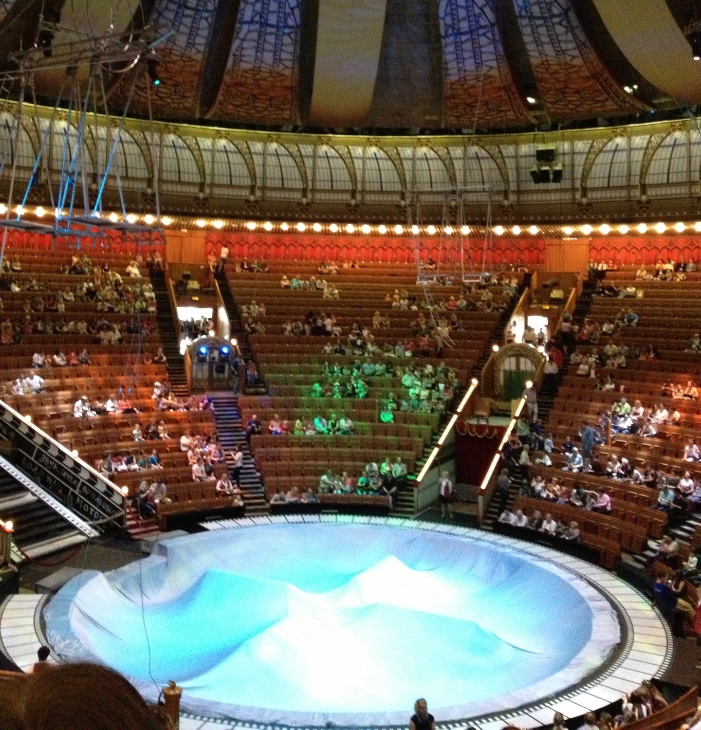 Большой московский цирк лучшие места. Цирк на Вернадского. Московский цирк на Вернадского. Большой Московский цирк на проспекте Вернадского Арена. Большой Московский государственный цирк зал