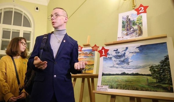 художественная школа свао алтуфьево. конкурс на защите сердца отчизны. защита на выставке. конкурс на защите сердца отчизны. выставка патриотических рисунков.