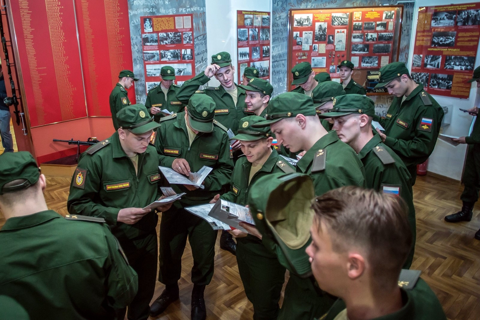 Прыжки с парашютом в Самаре: адреса и телефоны – Прыгнуть с парашютом ...