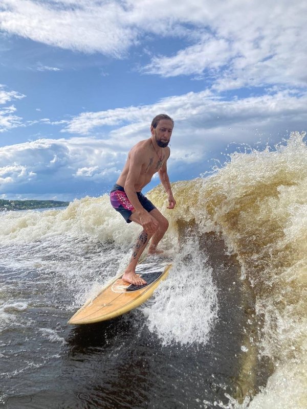 Доска для воды за катером