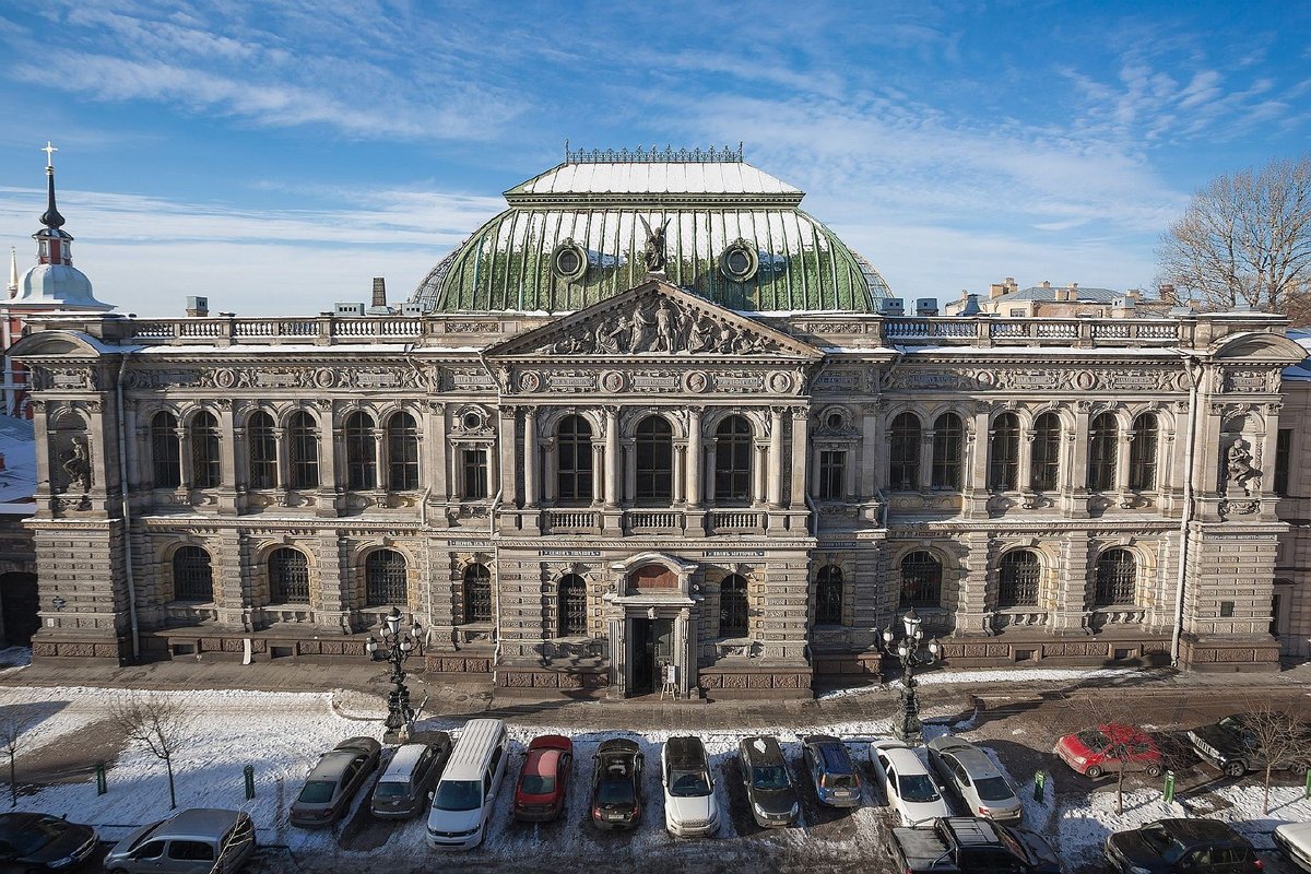 академия мухиной в санкт петербурге