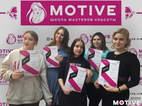 парикмахерское искусство. парикмахер. школа мастеров маникюра. обучение мастеров реклама. семинар парикмахеров.