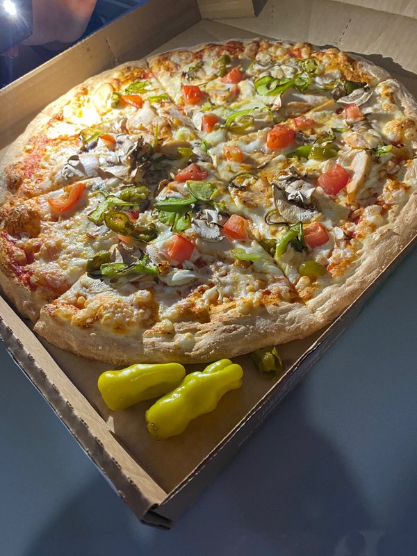 Папа джонс пицца спб. Папа джонс великий новгород пиццерия. Транспортный переулок папа джонс. Пицца на прозрачном фоне. Папа джонс санкт-петербург ленинский проспект.