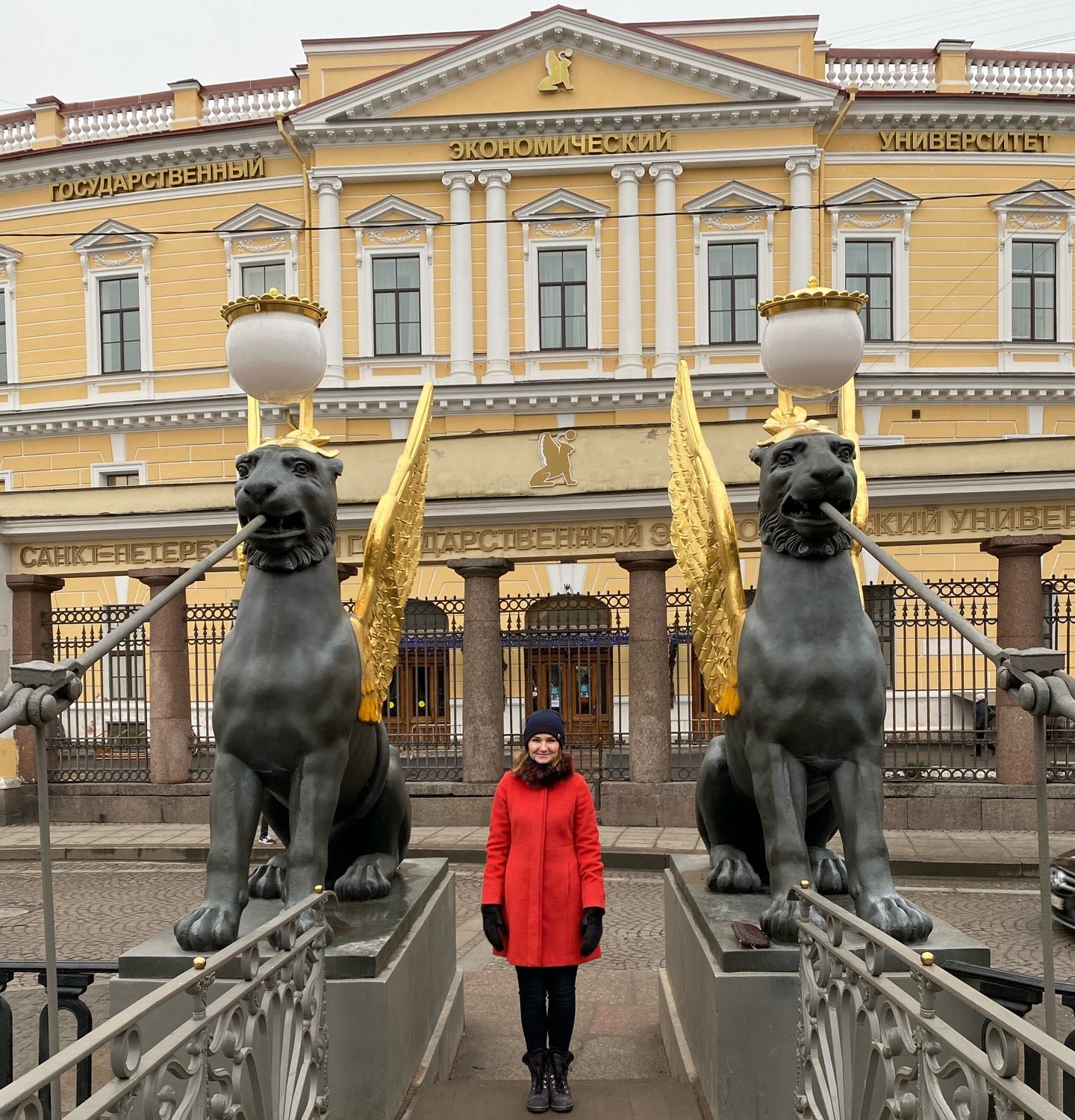 питер грифоны на набережной