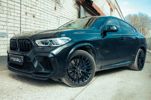 BMW x6m тонированный