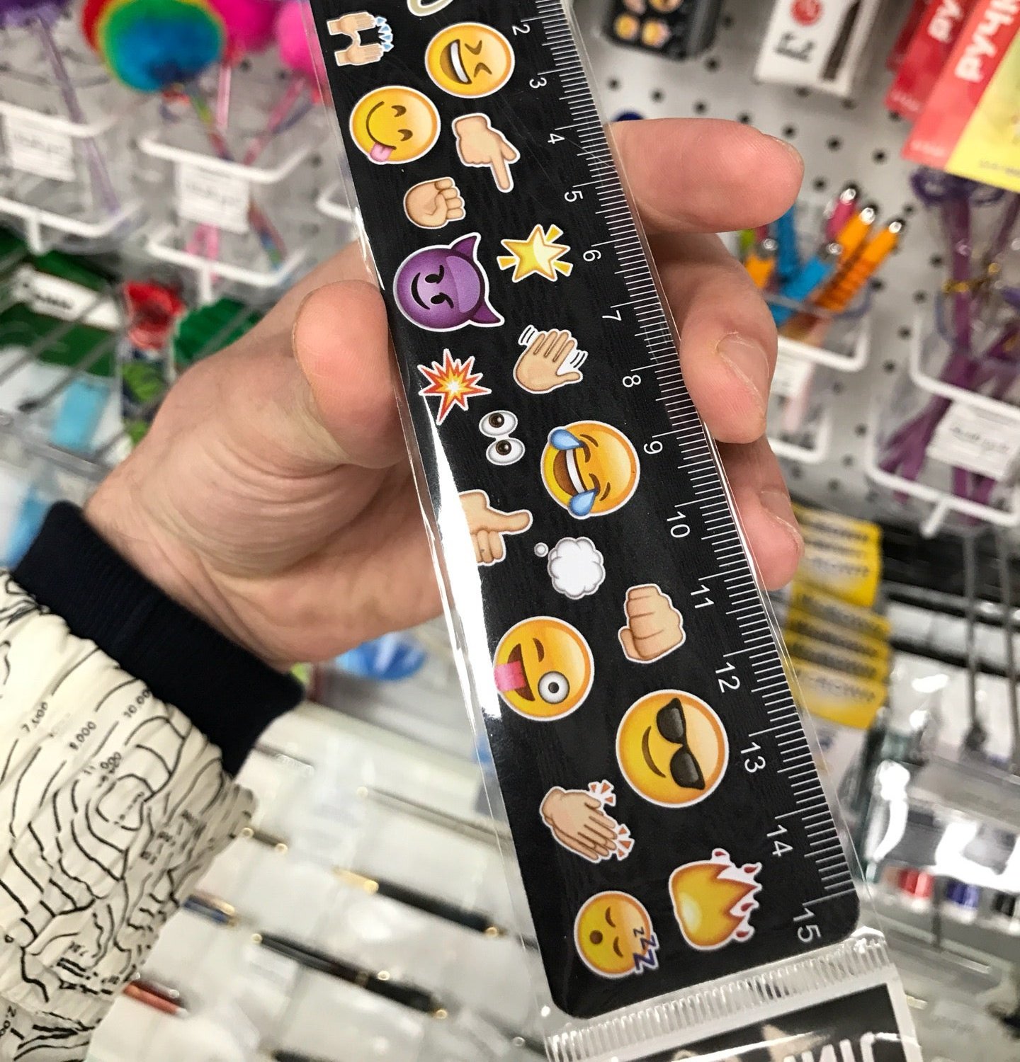 Читай-город интернет-магазин книги. Читай город тимирязевская. Читай город. Магазин читай город. Книжные магазины в старом осколе.