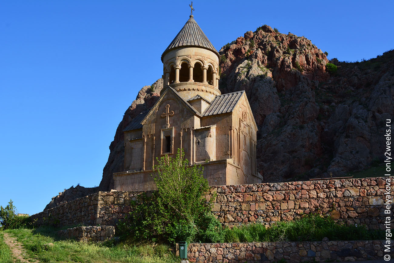 Достопримечательности Еревана и окрестностей храм
