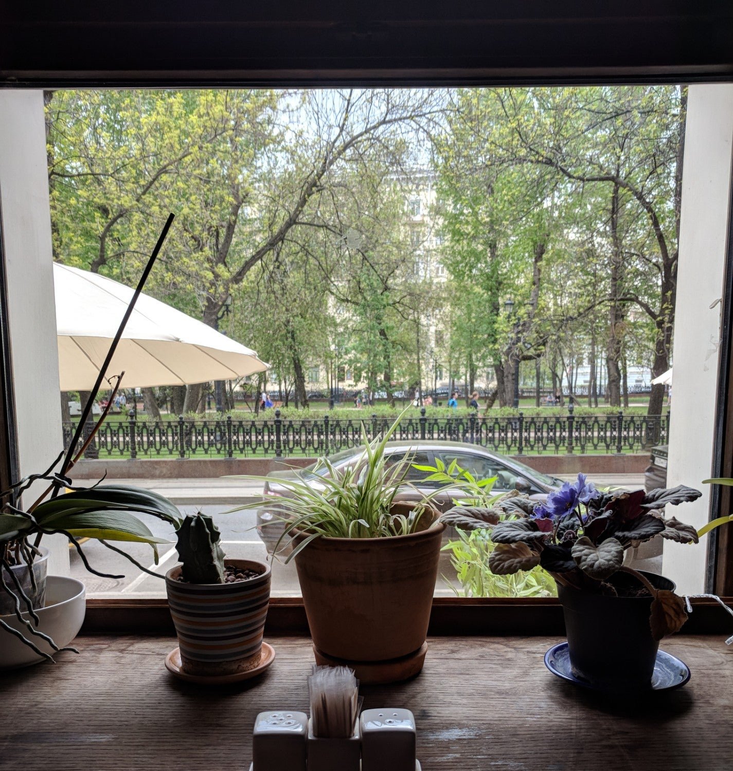 Кофе Пью и делаю маникюр на метро Чистые пруды 📍 отзывы о салоне ...