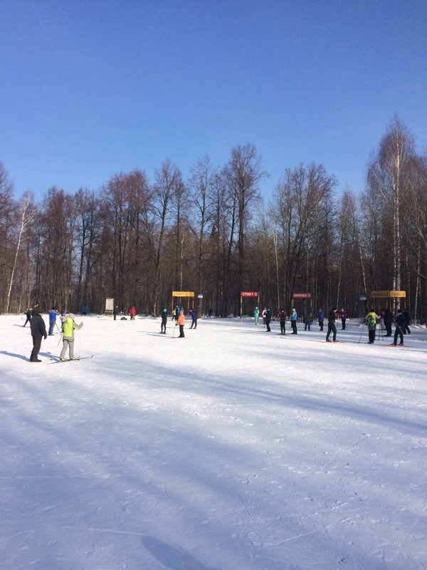 Лыжная база Снежинка Губкинский