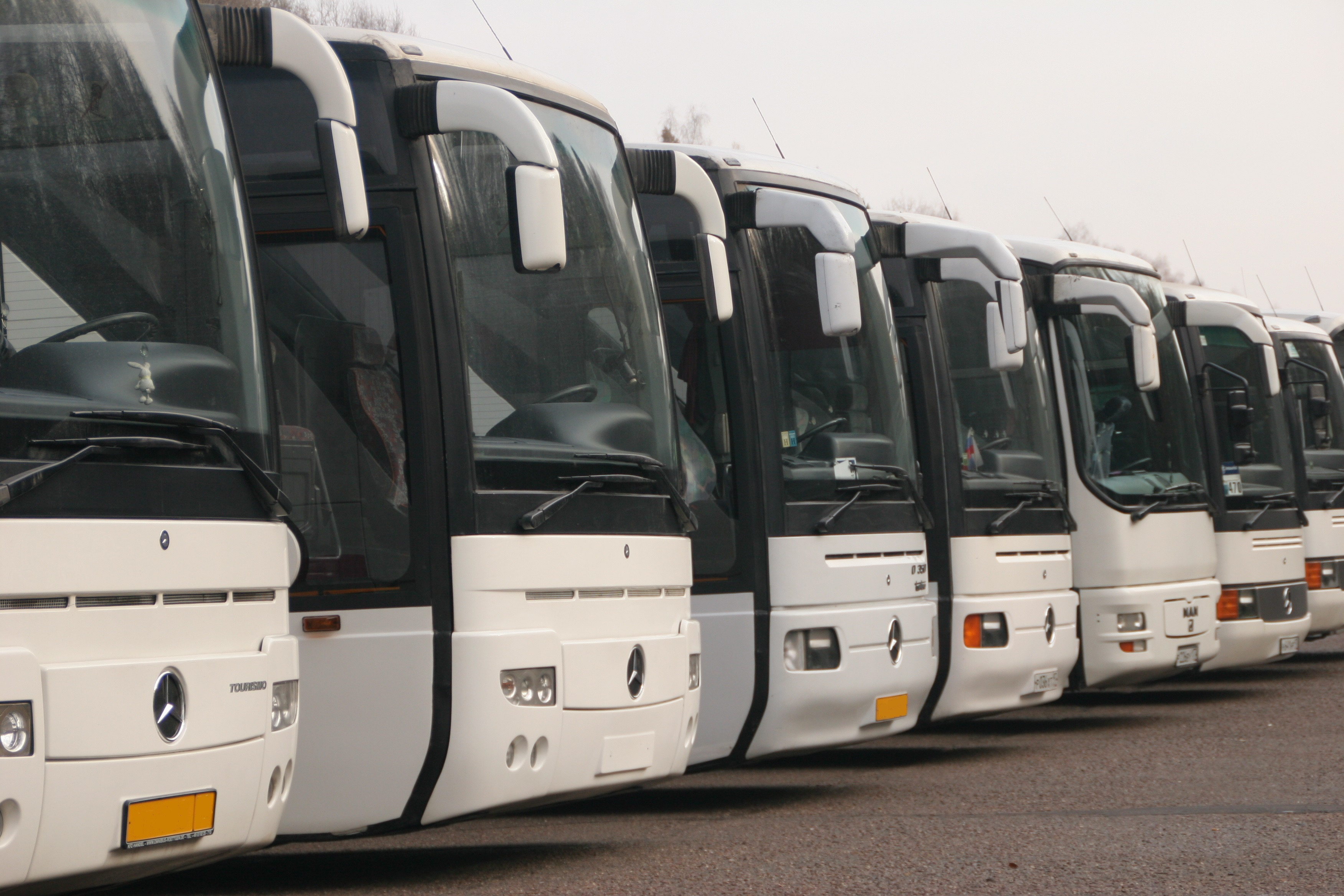 Автовокзал расписание пригородных автобусов 2022. Расписание пригородных автобусов петрозаводск 2022. Диспетчер пригородных автобусов. Диспетчер пригородных автобусов. Диспетчер пригородных автобусов.