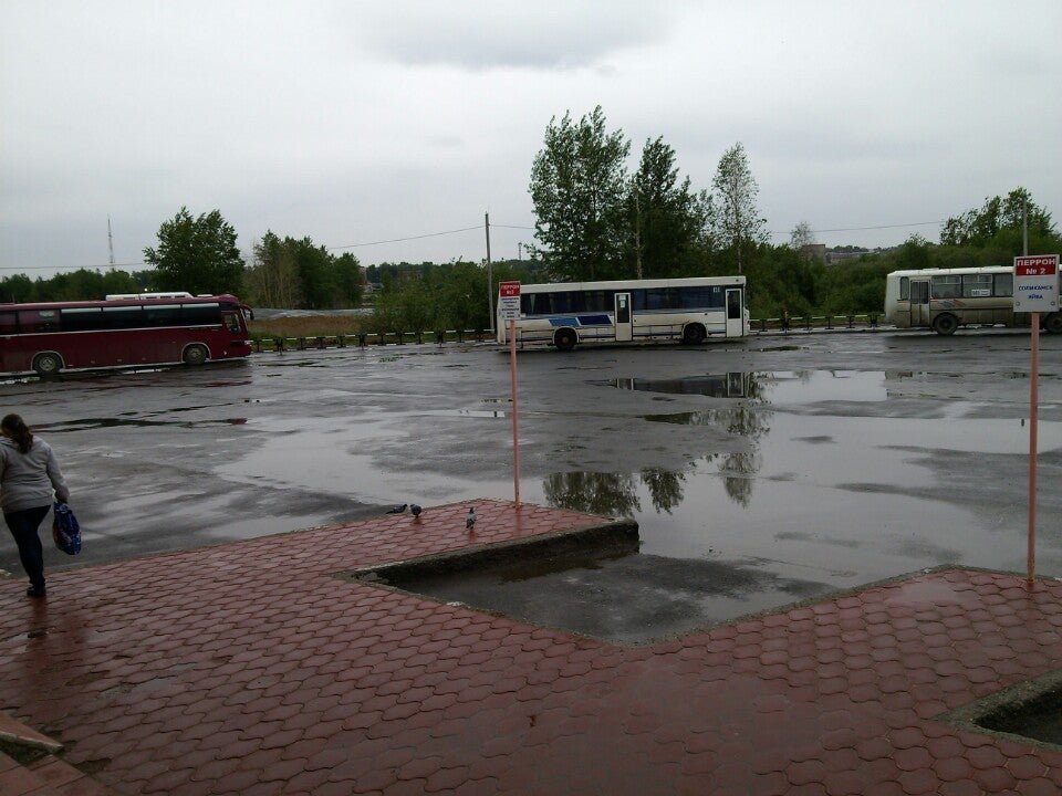 автовокзал пермь березники. маршрут автобуса березники пермь. автовокзал березники пермский край. кронштейн люка на автобус хайгер 6129. привокзальная березники привокзальная 1.