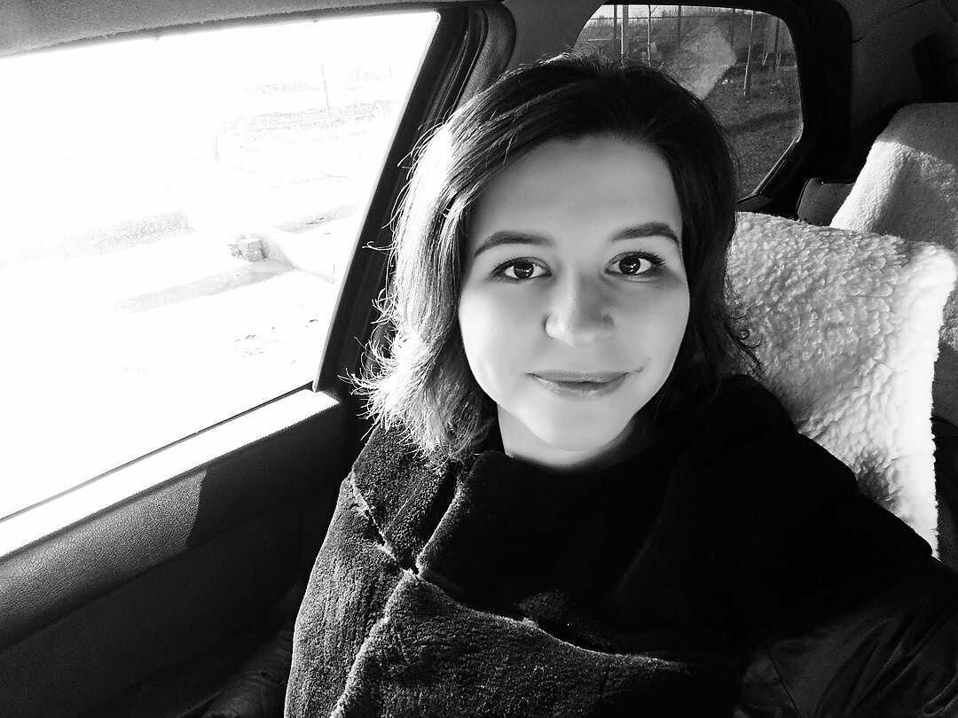 технолог в швейный цех. швея. процесс шитья. фабрика по пошиву одежды. анна жданова швея.