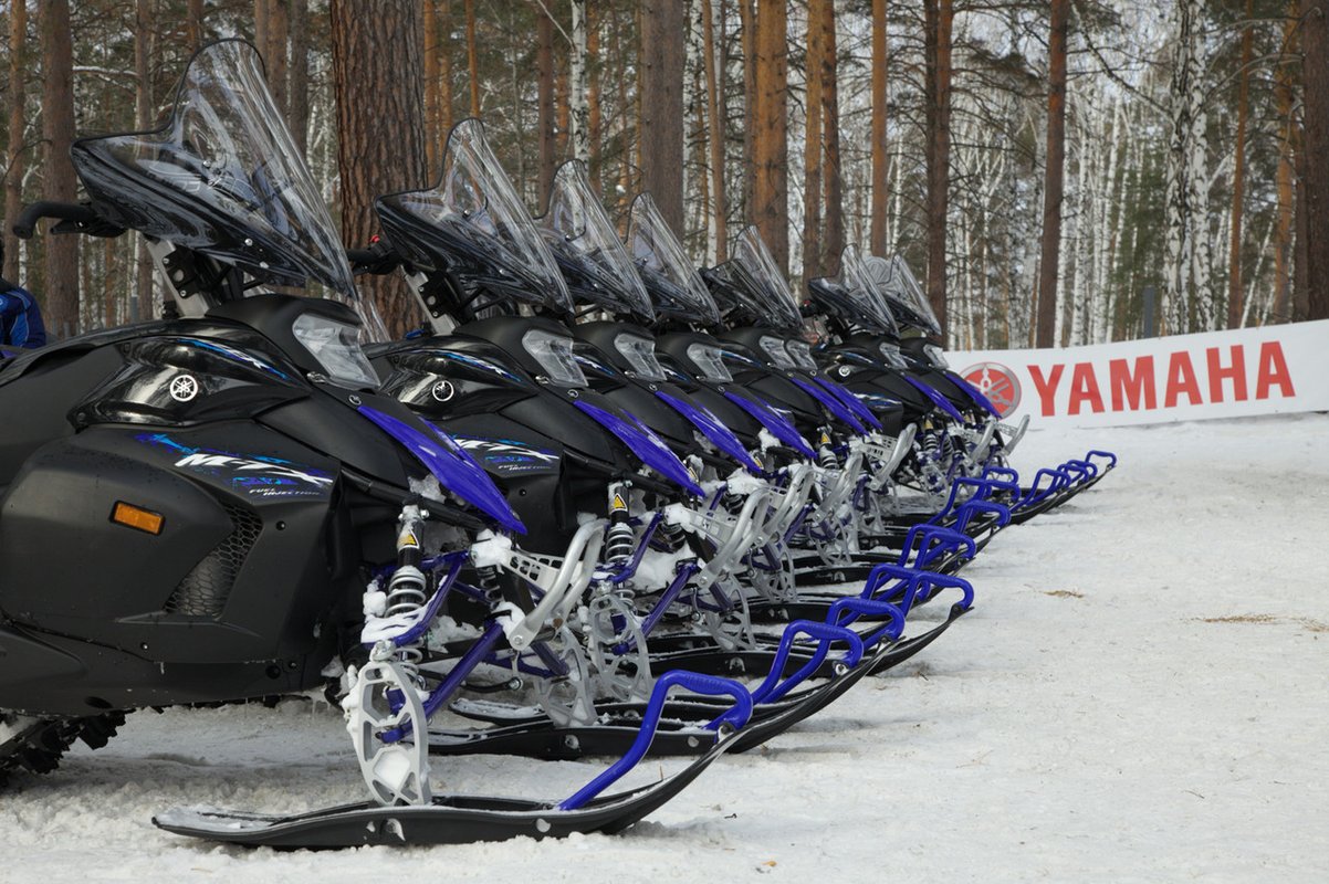 сервисный центр снегоход. снегоход рм буран а. завод brp в мексике. оснащение снегохода. бурлак рыбинск мотобуксировщик логотип.