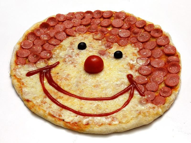 Как украсить детскую пиццу фото