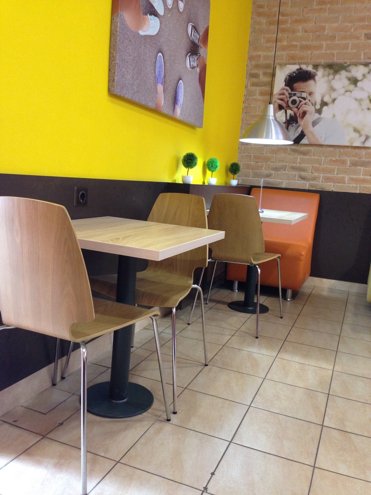 Доставка горячих блюд в Энгельсе рядом со мной на карте, цены ...