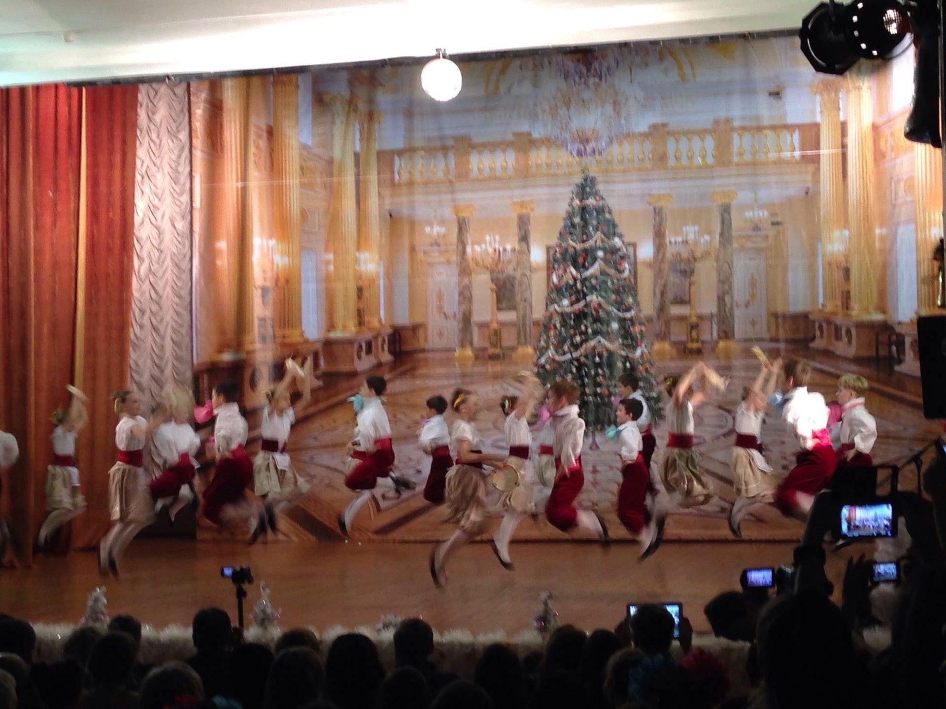 Дом культуры чайка на кирпичной