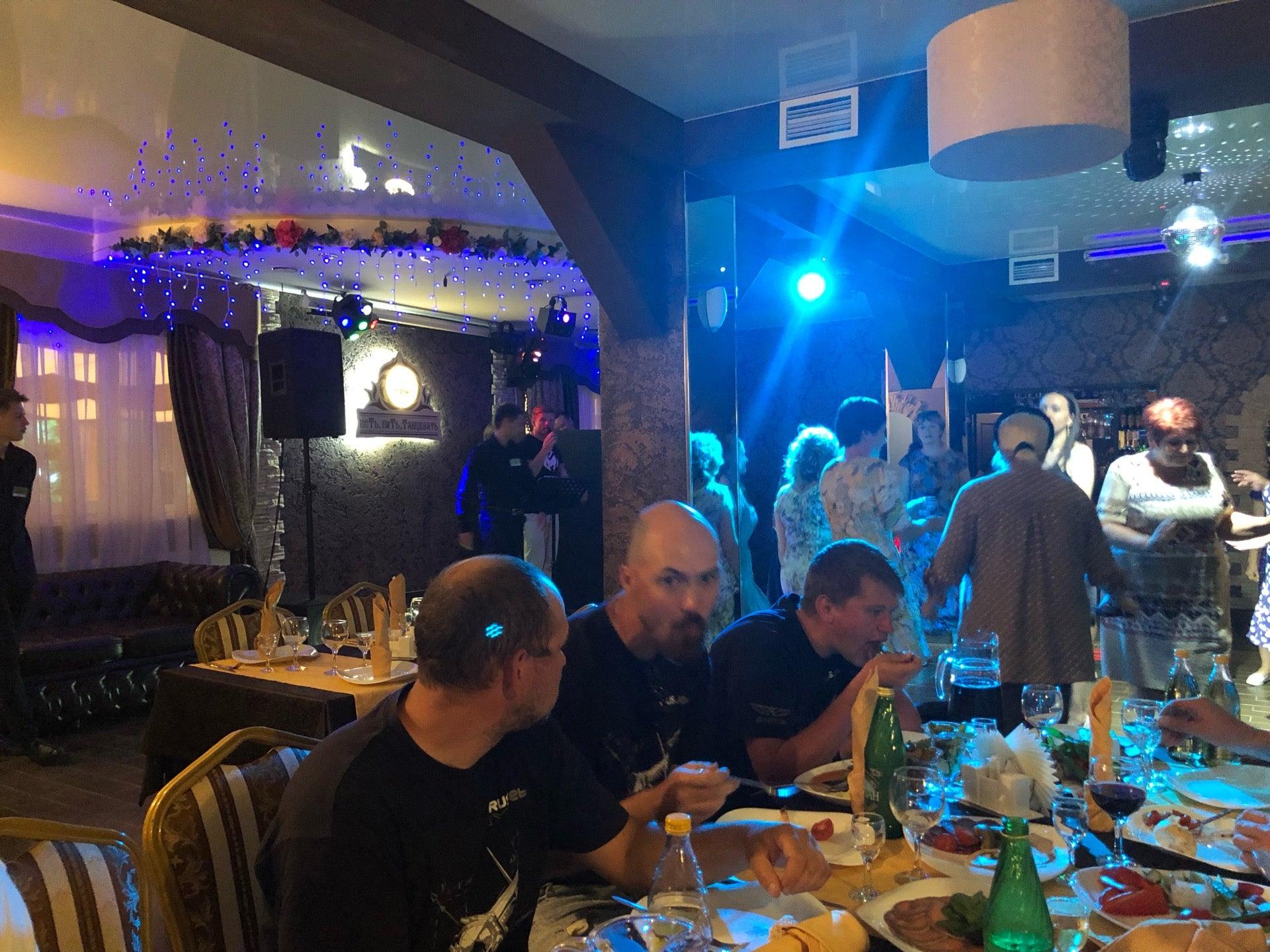 Кафе 3 толстяка в туле