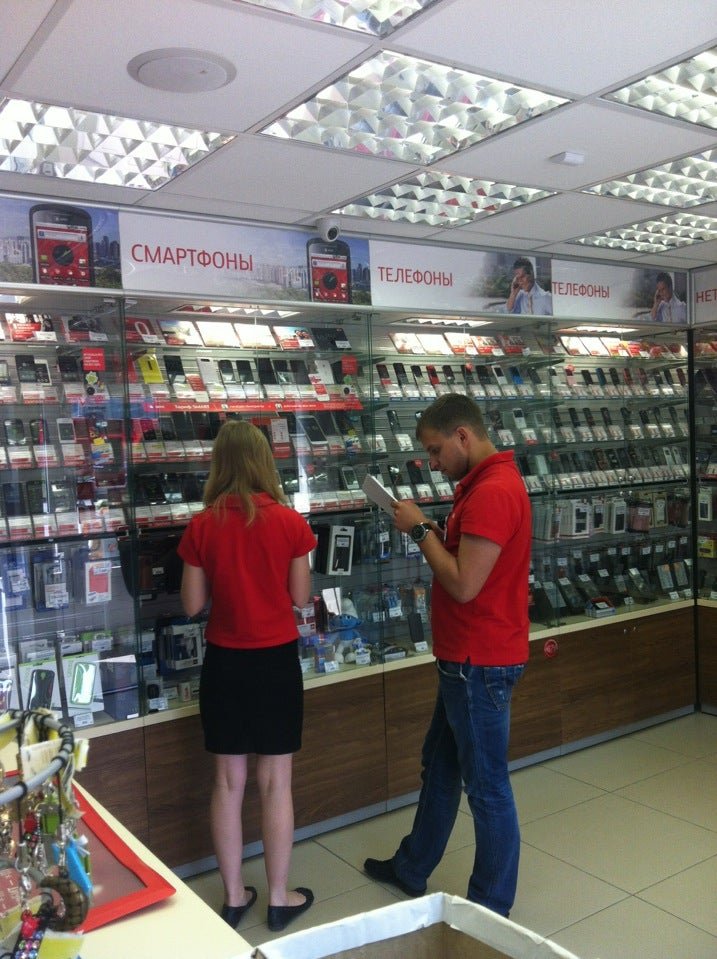 Ученик оператора станков с чпу. Цеха новомет пермь. Мтс пермь салоны сотовой связи. Билайн на улице мира. Оператор станков с программным управлением лемаз.