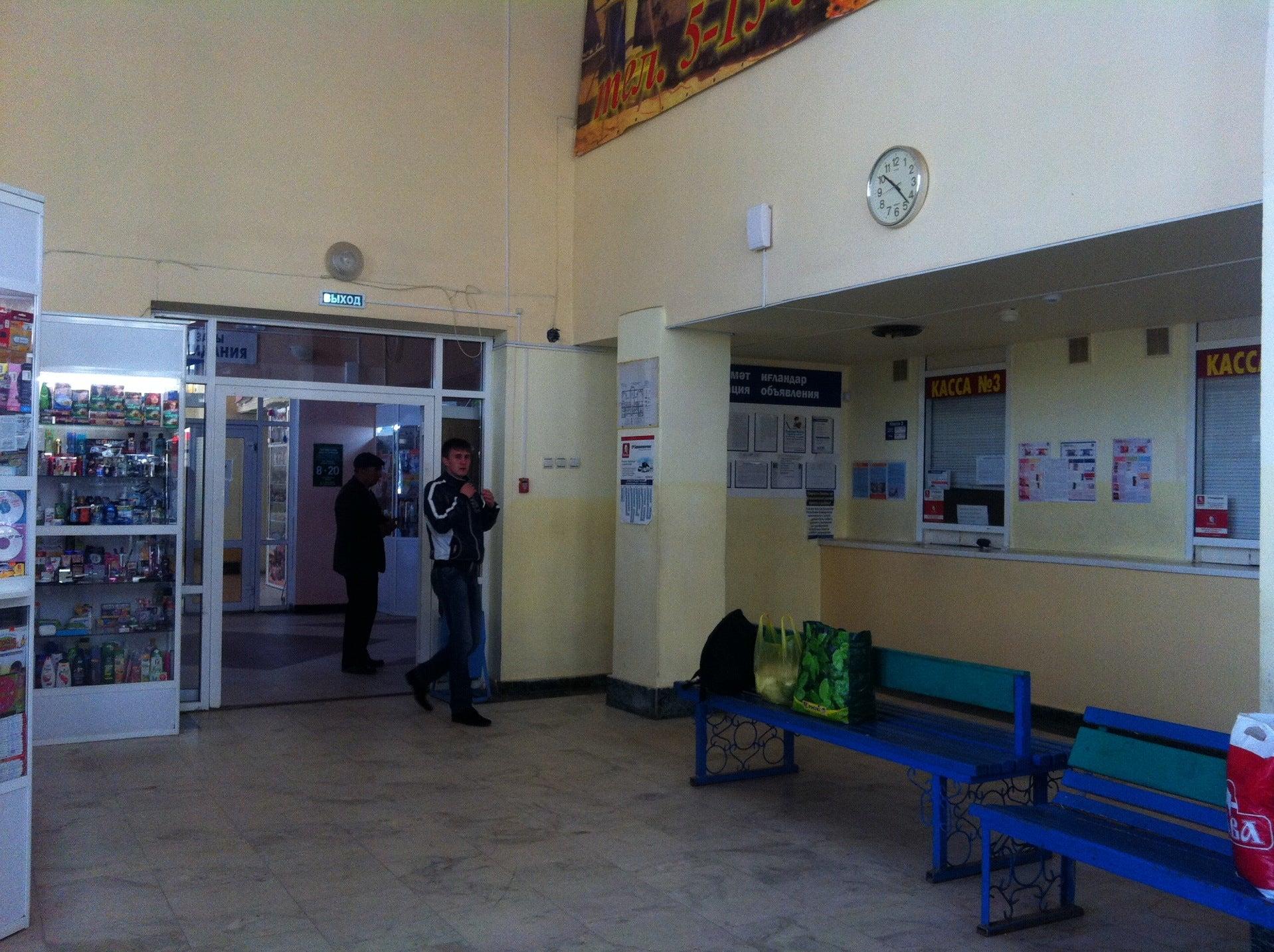 автовокзал город туймазы. вокзал туймазы автобусов. автовокзал г октябрьский башкортостан. автовокзал город исфара. туймазинский вокзал.