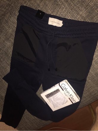 Calvin klein deals outlet return policy