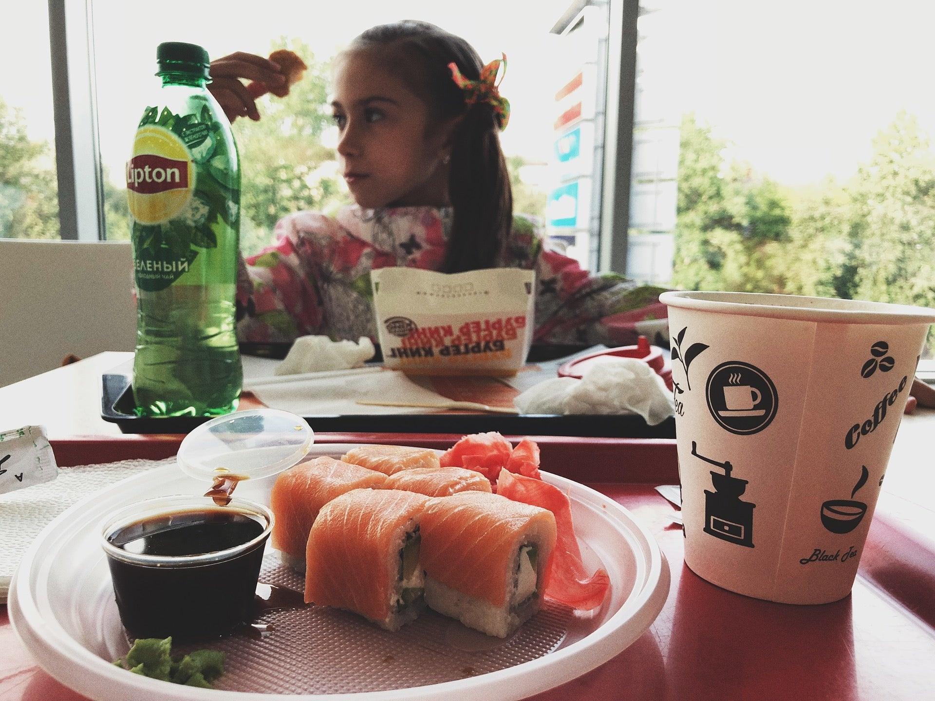 Пиццерия Делюкс в ТЦ Орбита - отзывы, фото, онлайн бронирование ...