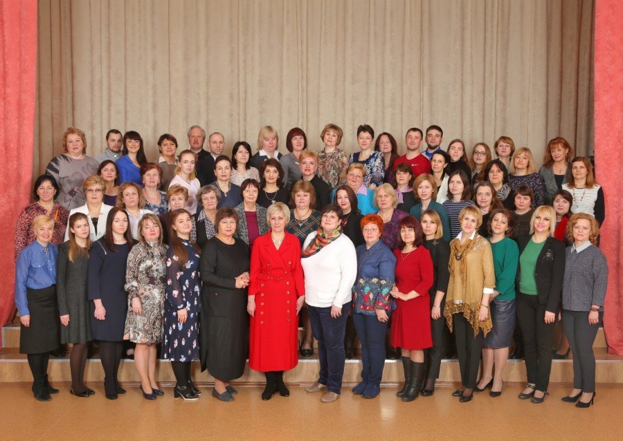 175 школа зеленогорск библиотека. макарова тамара михайловна 176 школа. школа 176 зеленогорск. школа 176 самара учителя фото. школа 176 учителя.