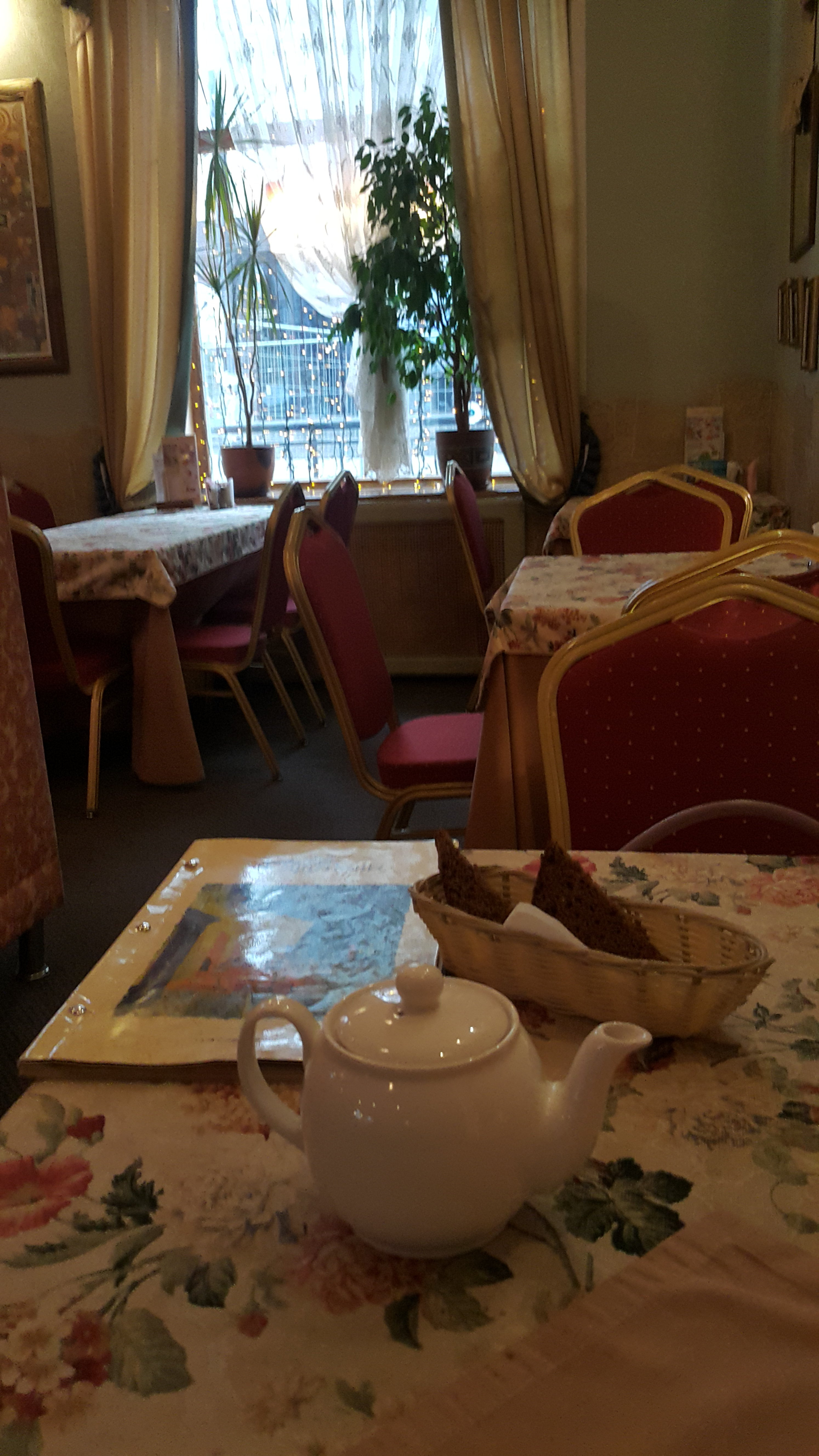 Кафе у вартана в омске