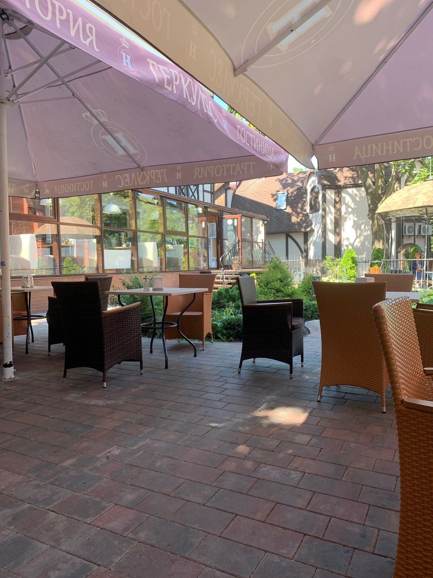 Ресторан амулет спб народного ополчения. Пугачева 4а зеленоградск. Бранч на море ул пугачева 4а. Огонек кафе калининград. Бранч на море ул пугачева 4а.