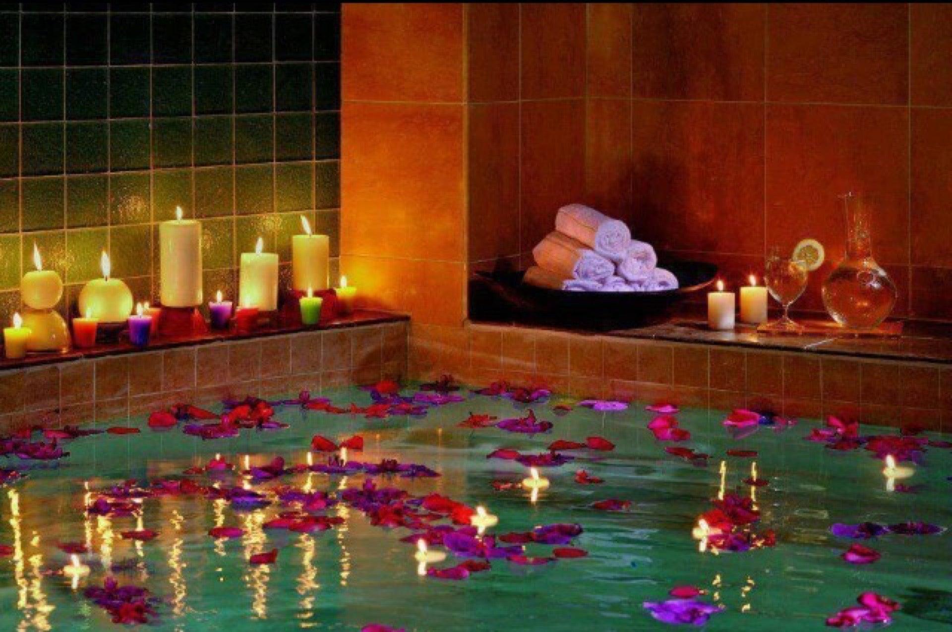 Ванна С Лепестками Роз И Пеной фото 24