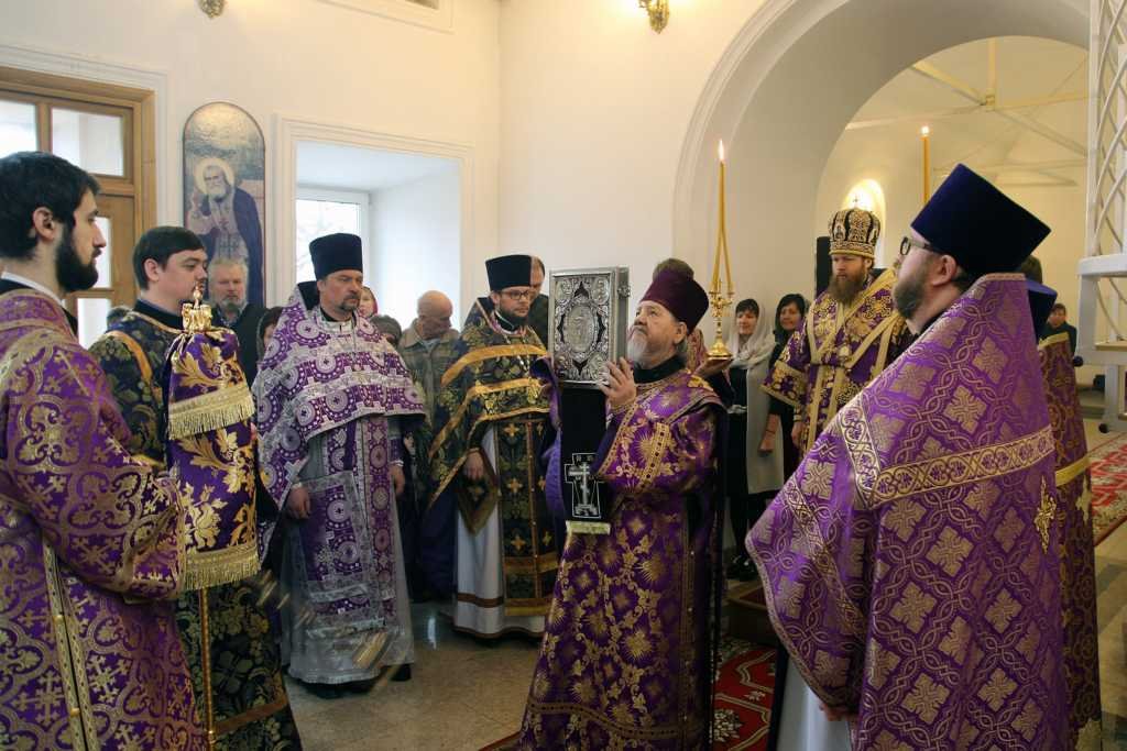 Абакан Благовещенский храм МПС